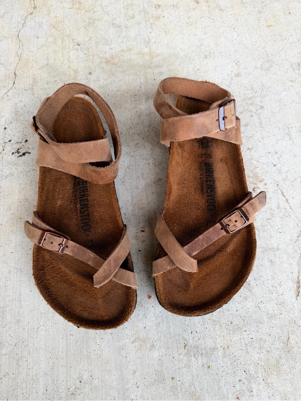 Birkenstock 38 Yara 100% Leather